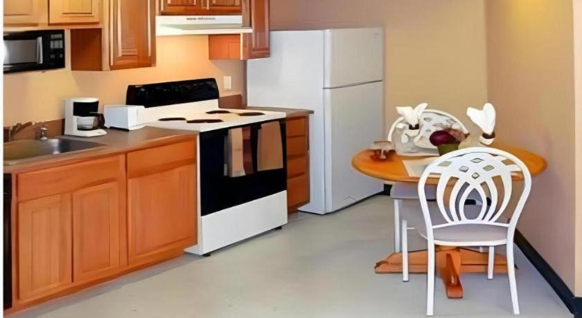 Nellis Suites At Main Gate Hotel Las Vegas Kültér fotó