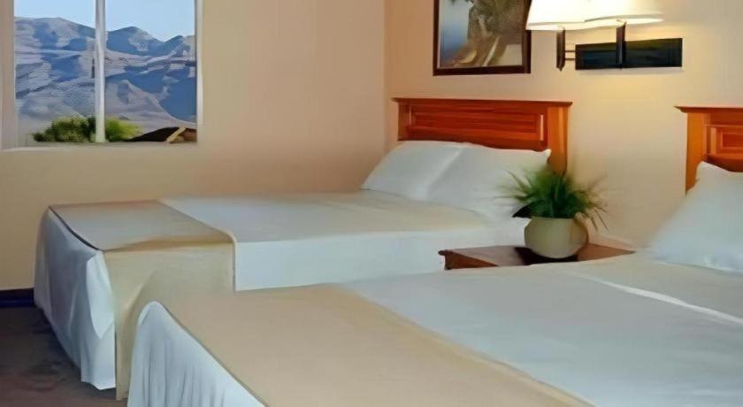 Nellis Suites At Main Gate Hotel Las Vegas Kültér fotó