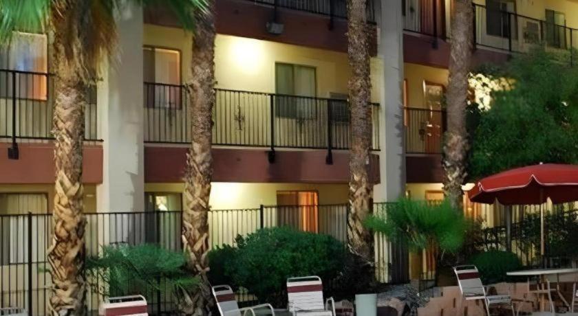 Nellis Suites At Main Gate Hotel Las Vegas Kültér fotó