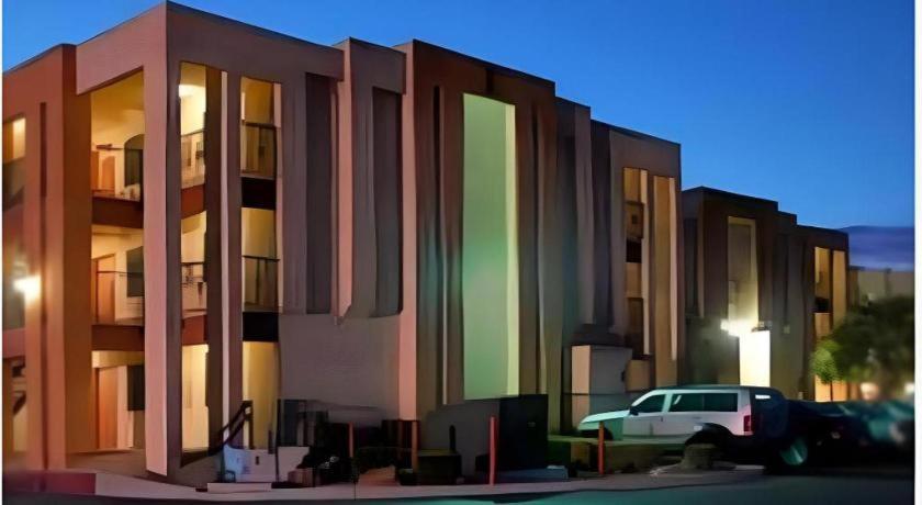 Nellis Suites At Main Gate Hotel Las Vegas Kültér fotó